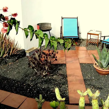 홈스테이 Playa Blanca .2 Ferienzimmer Mit Privaten Pool Terasse Balkon Und Garten *
