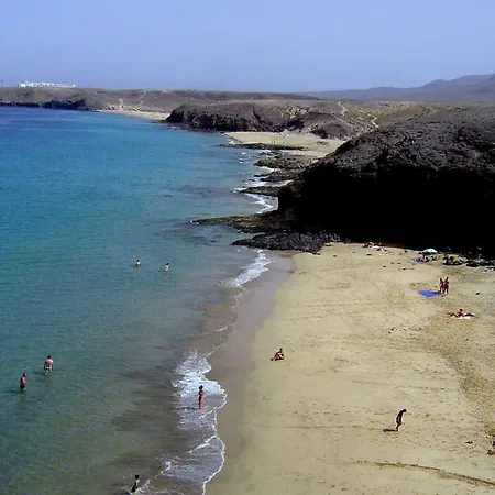 홈스테이 Playa Blanca .2 Ferienzimmer Mit Privaten Pool Terasse Balkon Und Garten *
